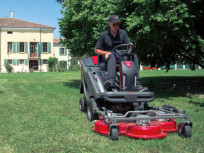 Trattorino tagliaerba a batteria GSR+